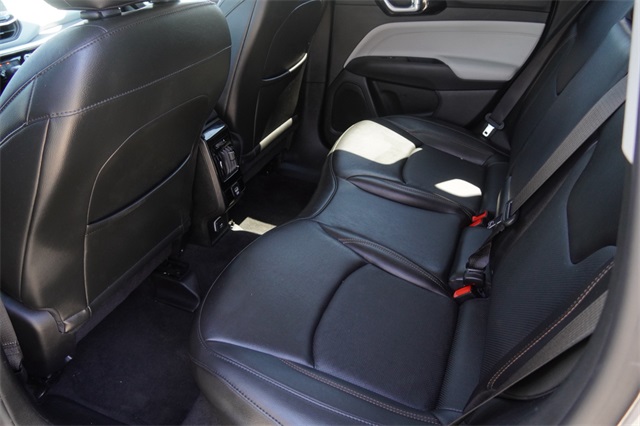 2022 Jeep Compass Limited photo 11