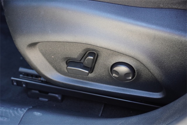 2022 Jeep Compass Limited photo 18