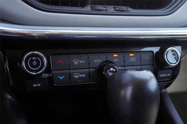 2022 Jeep Compass Limited photo 23
