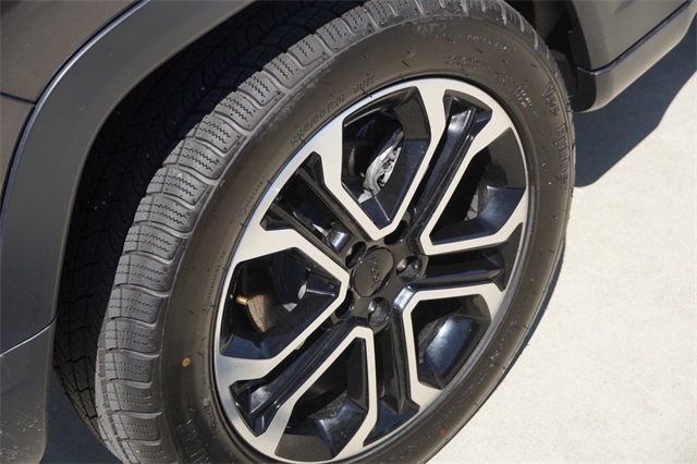 2022 Jeep Compass Limited photo 9
