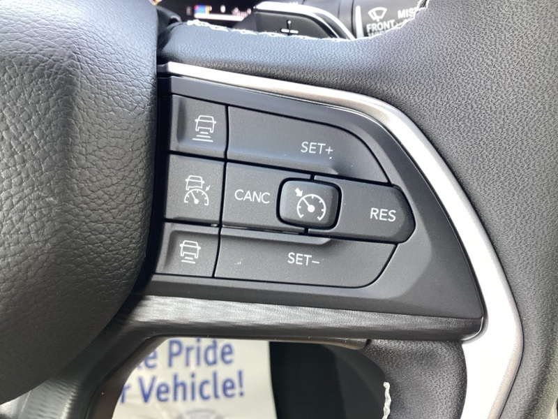 2025 Jeep Grand Cherokee Altitude X photo 28