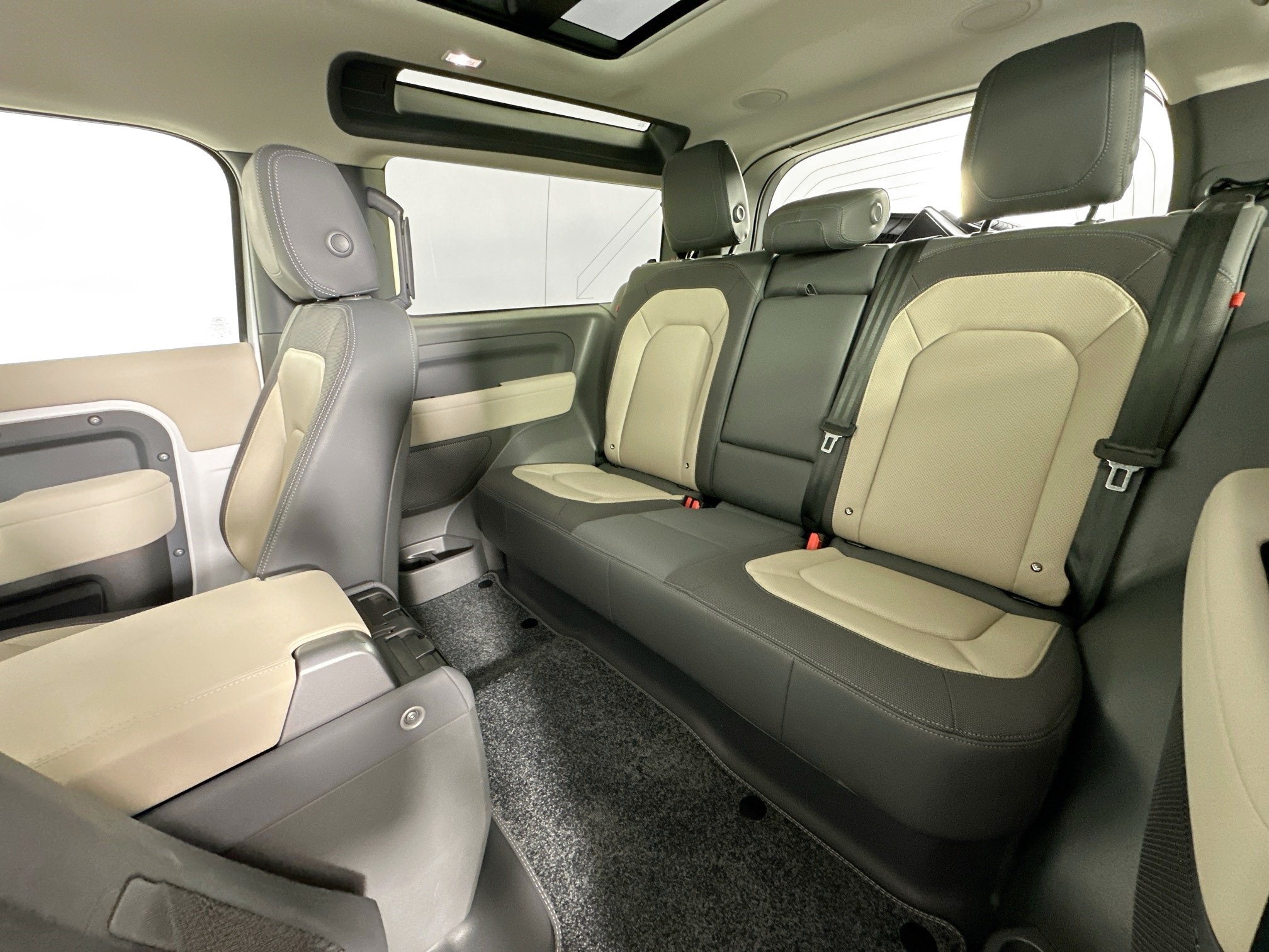 used 2023 Land Rover Defender 90 car, priced at $54,998