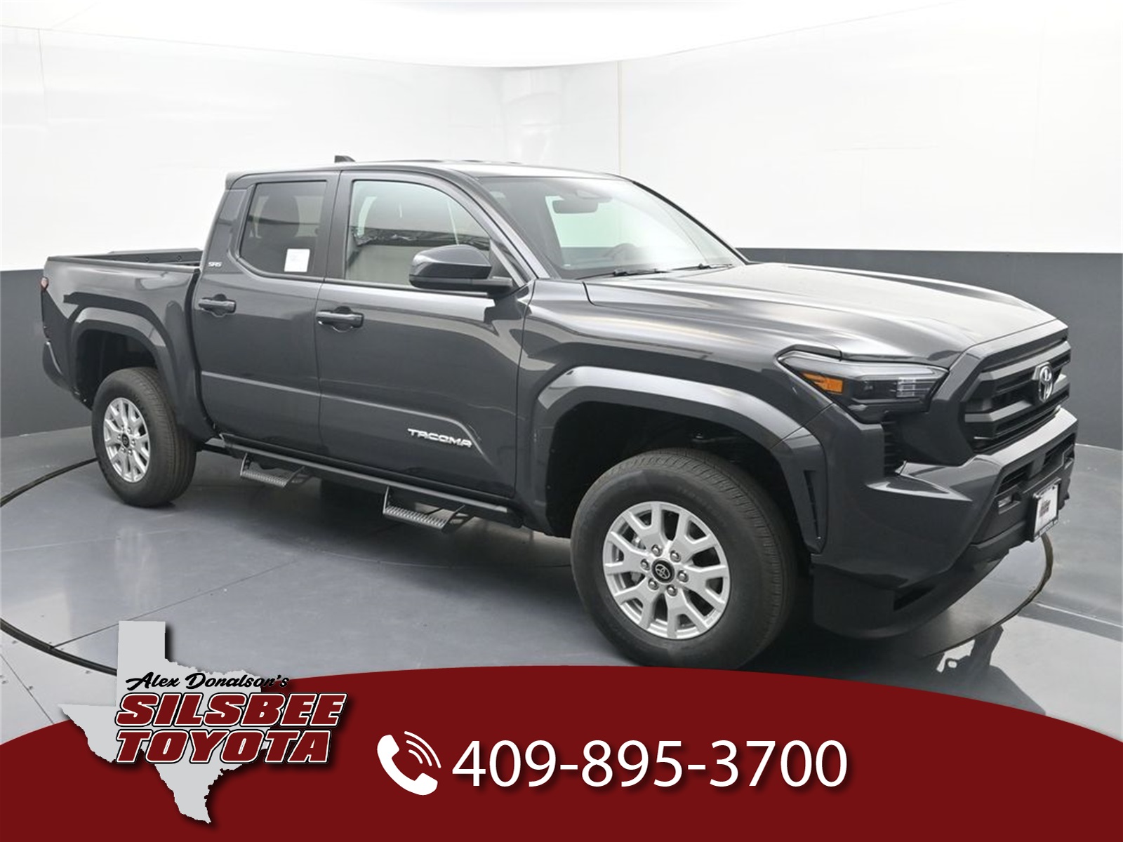 2026 Toyota Tacoma SR5's photo