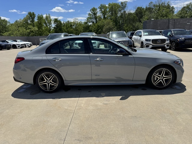 2025 Mercedes Benz C 300 4MATIC photo 2