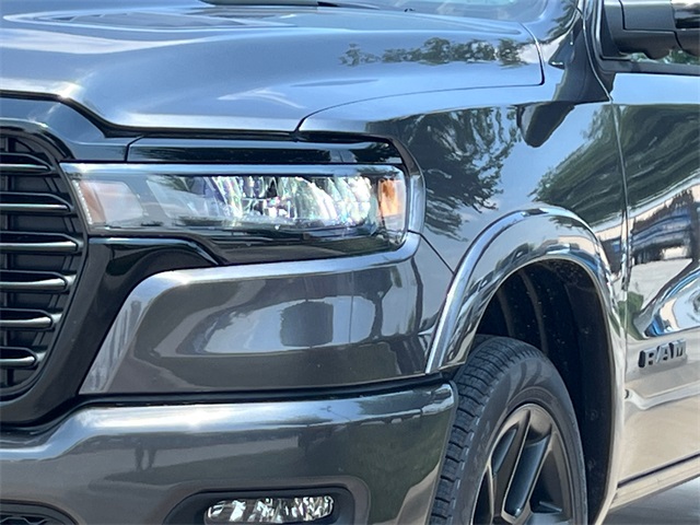 2026 Ram 1500 Laramie photo 4