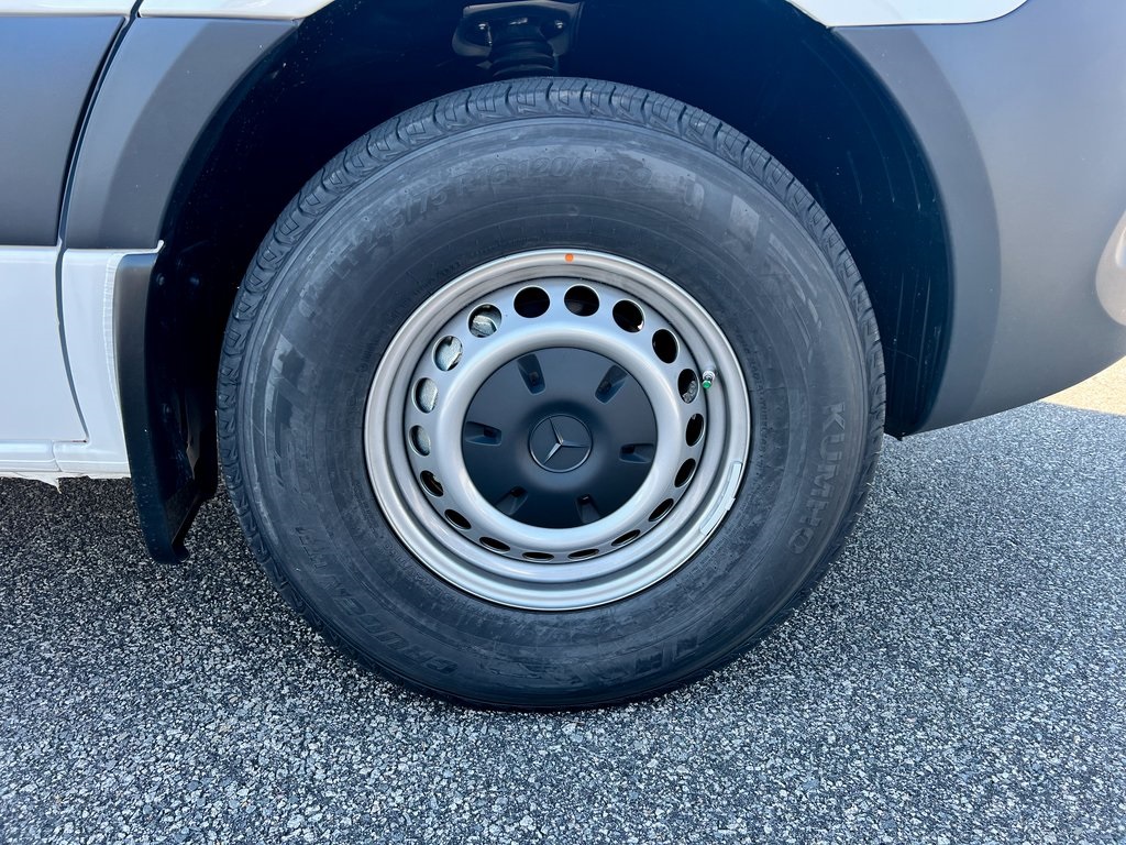 New 2025 Mercedes-Benz Sprinter 2500 Standard Roof RWD Empty Cargo Van for sale #MV1601 - photo 5