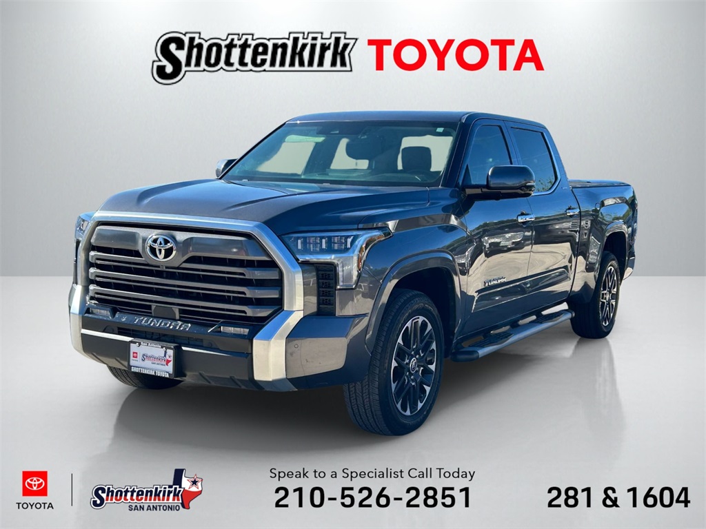 2023 Toyota Tundra Limited's photo