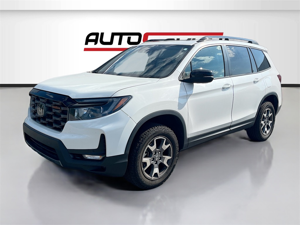 2023 Honda Passport TrailSport photo 2