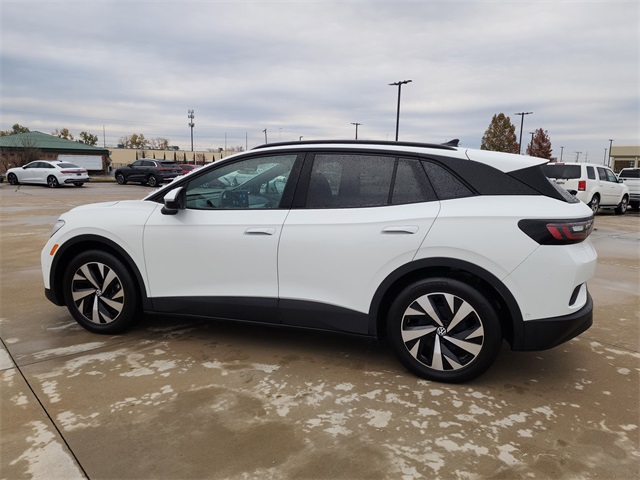 2024 Volkswagen ID.4 Standard photo 2