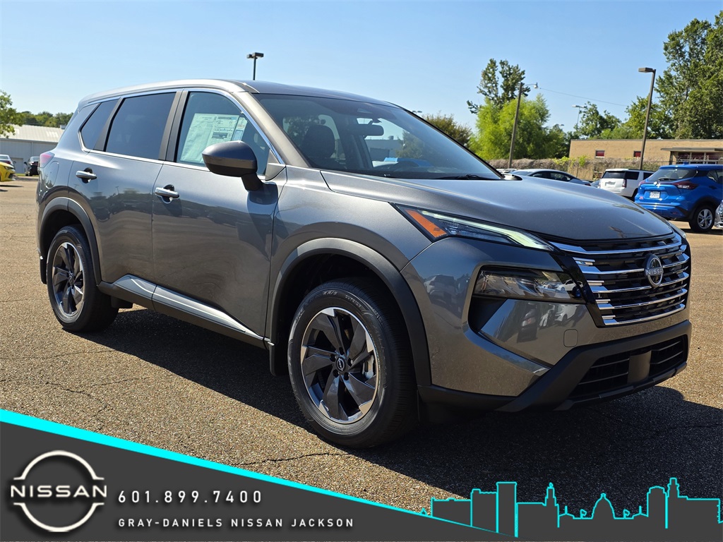 2026 Nissan Rogue SV's photo