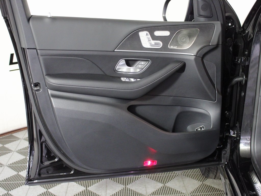 used 2026 Mercedes-Benz GLE car, priced at $65,550