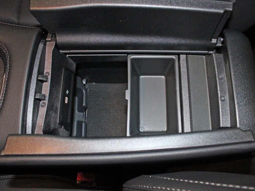 used 2026 Mercedes-Benz GLE car, priced at $65,550