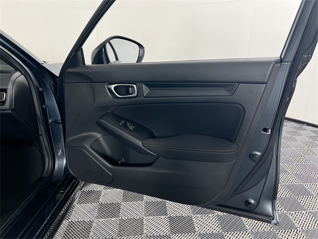 2025 Honda Civic Hatchback Sport photo 28