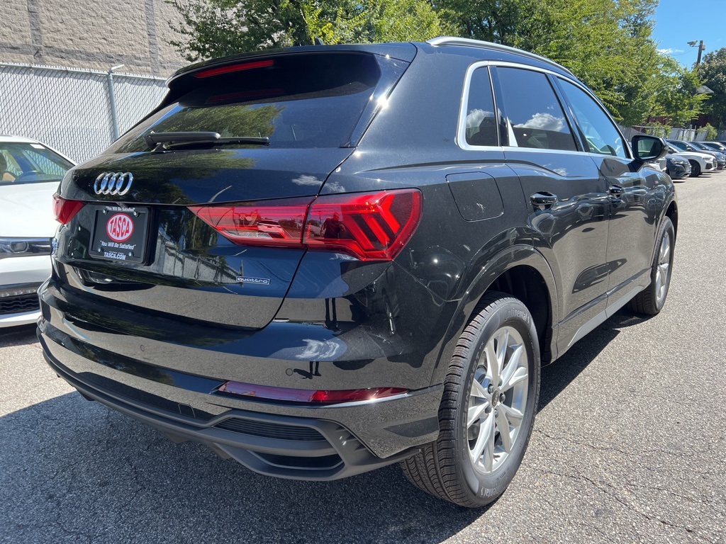 2025 Audi Q3 Premium S line photo 4