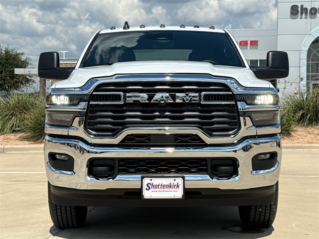 2026 Ram 2500 Tradesman photo 2