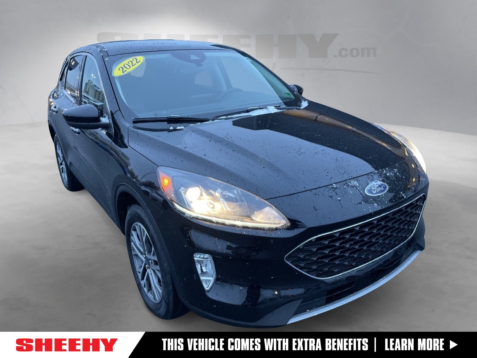 2022 Ford Escape SEL's photo