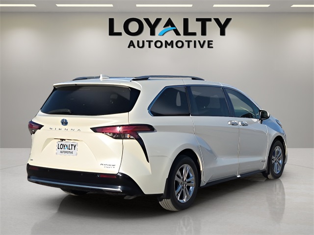 Used 2021 Toyota Sienna Van