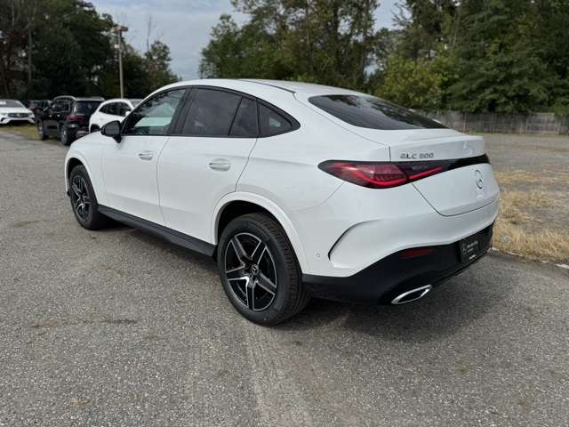 2026 Mercedes Benz GLC 300 Coupe 4MATIC photo 4