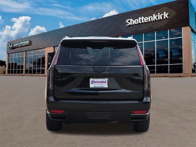 2023 Cadillac Escalade ESV Sport Platinum photo 5