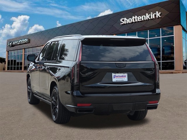 2023 Cadillac Escalade ESV Sport Platinum photo 6