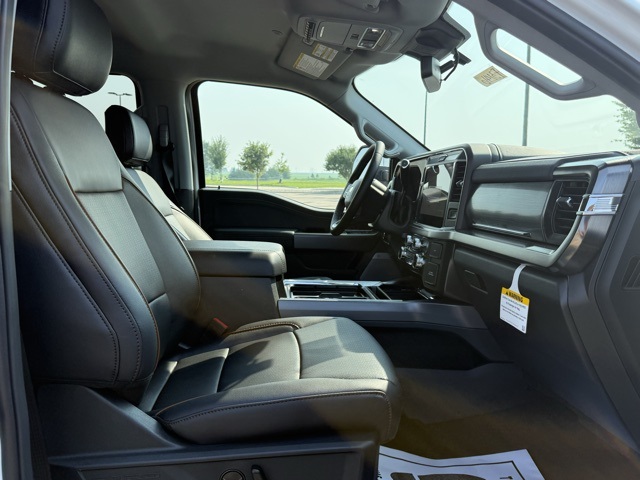 2025 Ford F-350 Super Duty Lariat