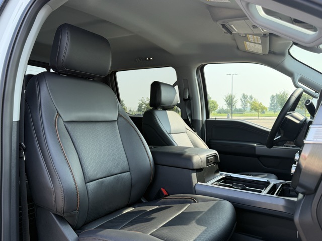 2025 Ford F-350 Super Duty Lariat