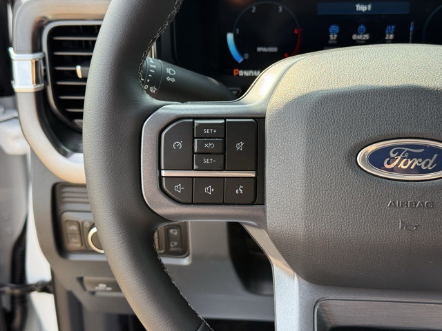 2025 Ford F-350 Super Duty Lariat