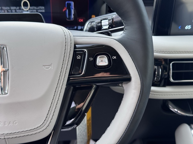 2025 Lincoln Aviator Reserve photo 7