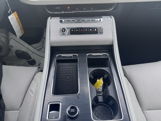 2025 Lincoln Aviator Reserve photo 12