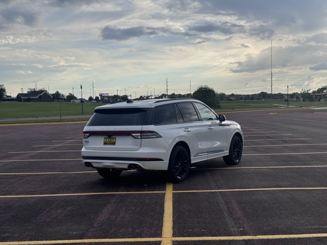 2025 Lincoln Aviator Reserve