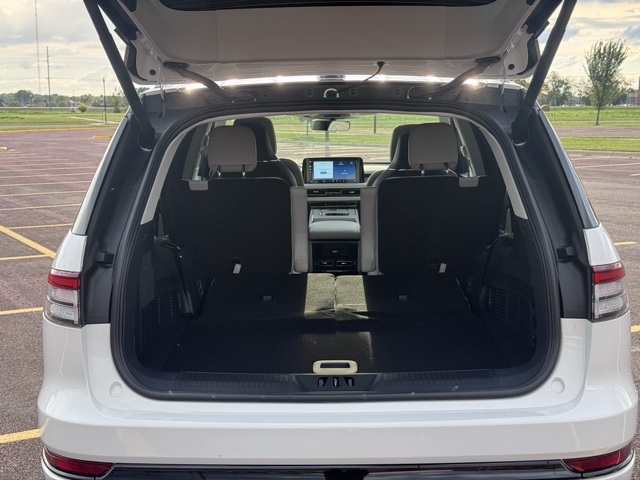 2025 Lincoln Aviator Reserve photo 30