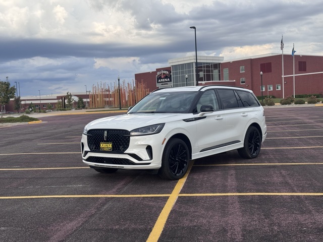 2025 Lincoln Aviator Reserve photo 33