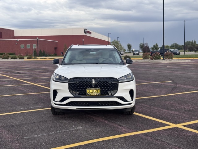 2025 Lincoln Aviator Reserve photo 34