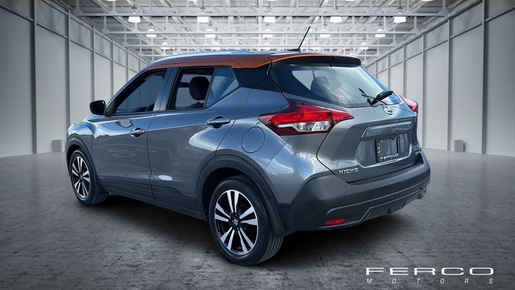 2019 Nissan Kicks SV photo 3