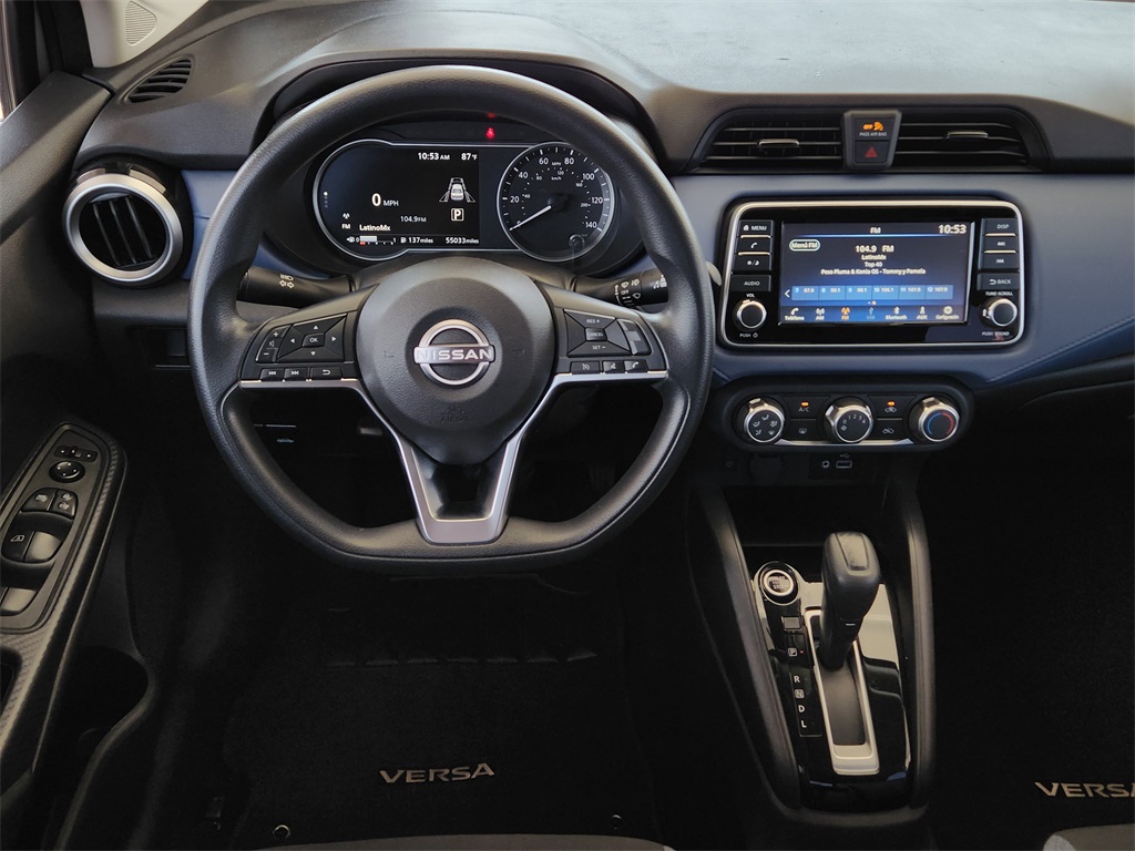 2023 Nissan Versa 1.6 SV photo 21