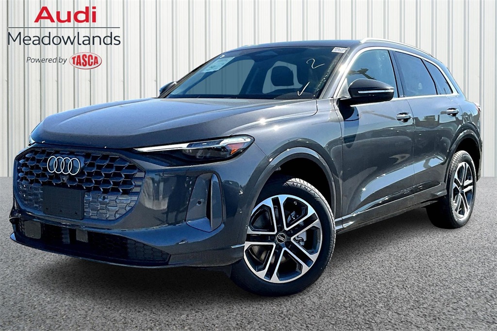 2025 Audi New Q5 Premium Plus's photo