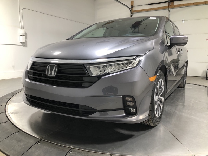 Used 2024 Honda Odyssey Van