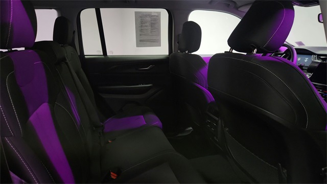 2023 Jeep Grand Cherokee Laredo 4WD 2023 Jeep Grand Cherokee Laredo 4WD