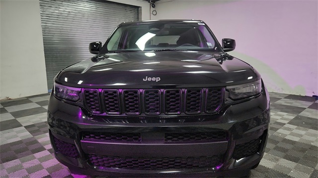 2023 Jeep Grand Cherokee Laredo 4WD 2023 Jeep Grand Cherokee Laredo 4WD