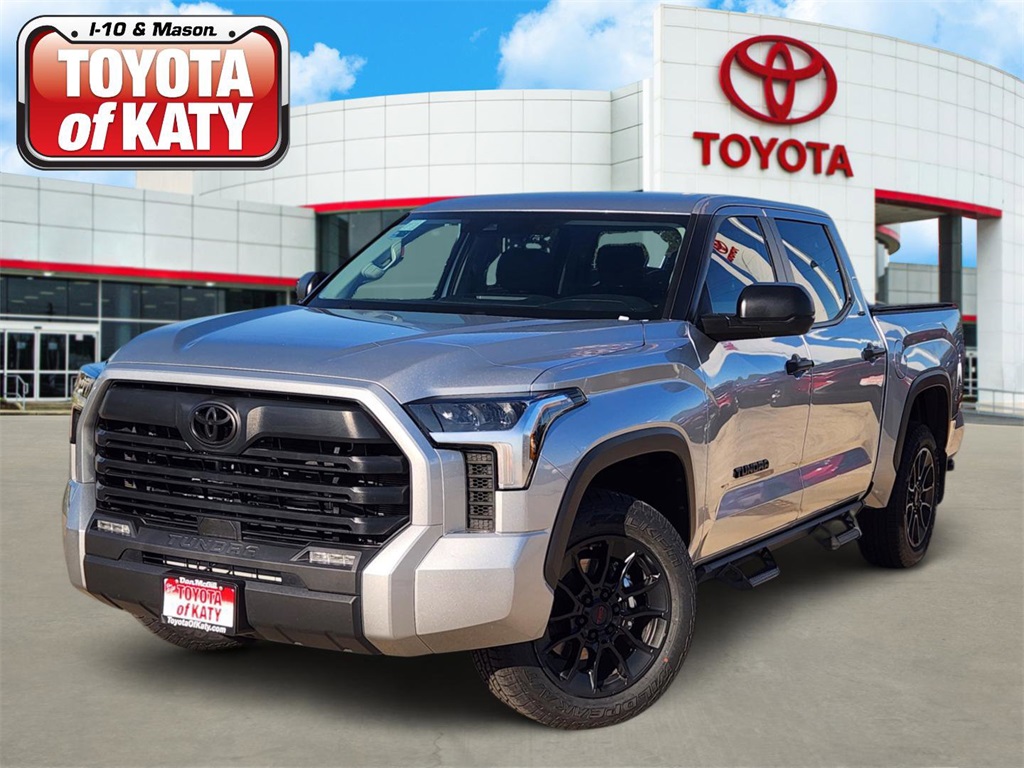 2024 Toyota Tundra SR5's photo