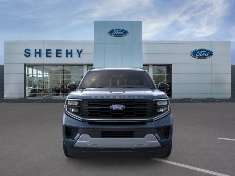 2025 Ford Expedition Platinum photo 2