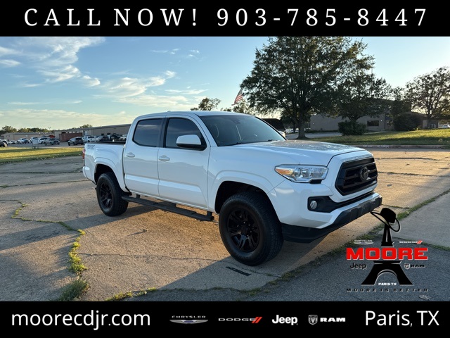2022 Toyota Tacoma SR's photo