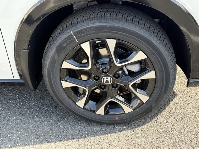 new 2026 Honda HR-V car, priced at $33,455