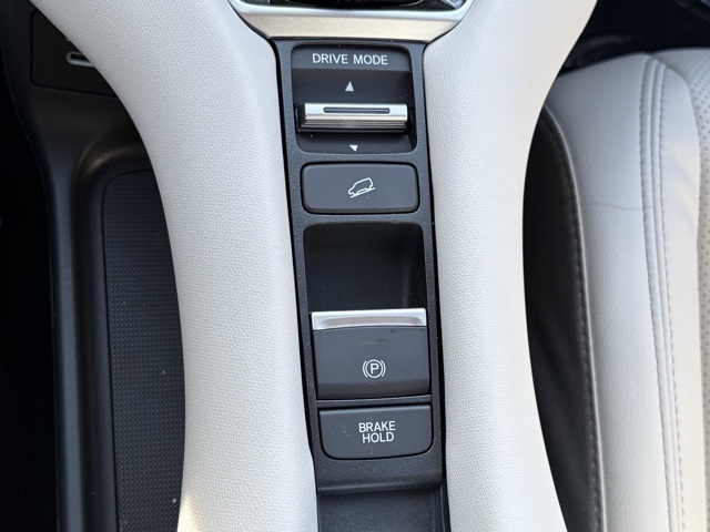 new 2026 Honda HR-V car, priced at $33,455