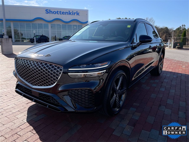 2025 GENESIS GV70 Standard's photo
