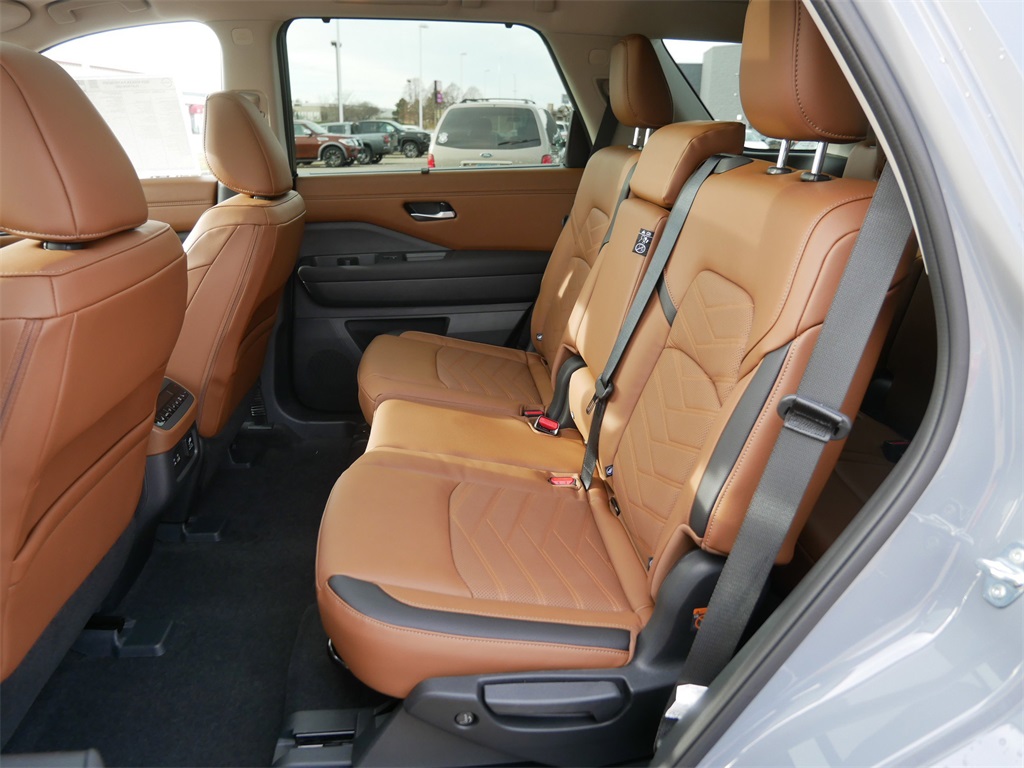 New 2025 Nissan Pathfinder SUV