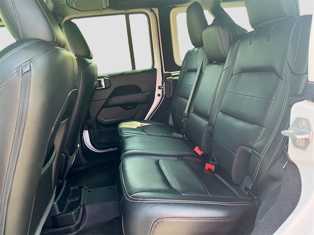 2021 Jeep Wrangler Unlimited Sahara photo 20
