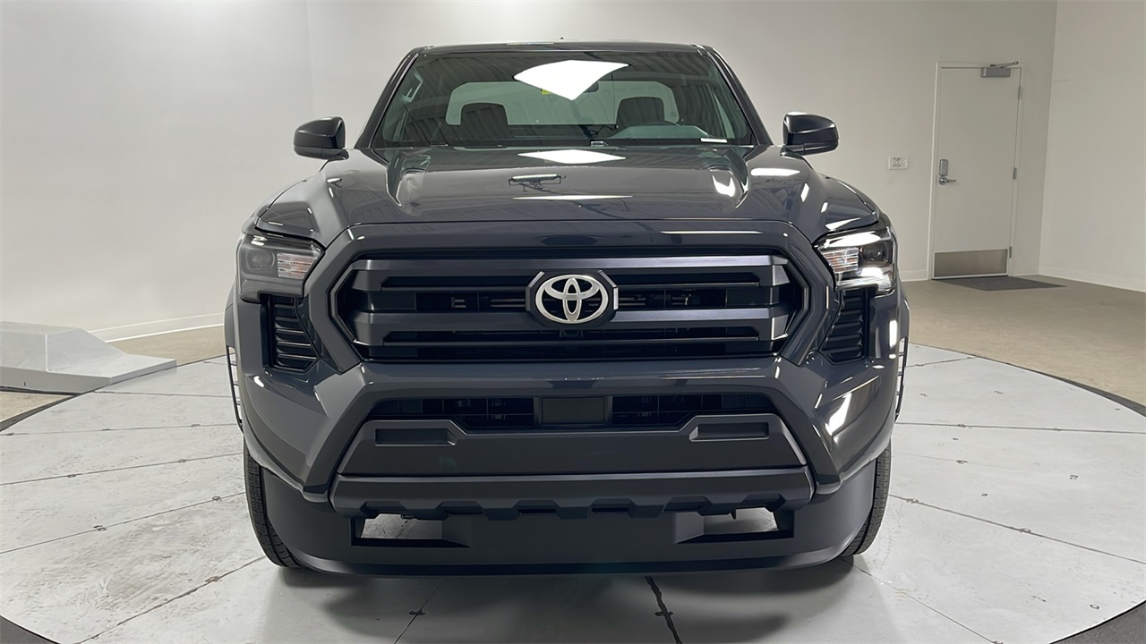 2025 Toyota Tacoma SR XtraCab photo 2