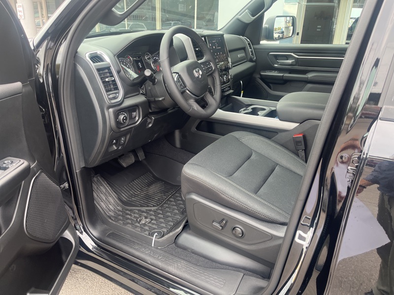 New 2025 Ram 1500 Truck