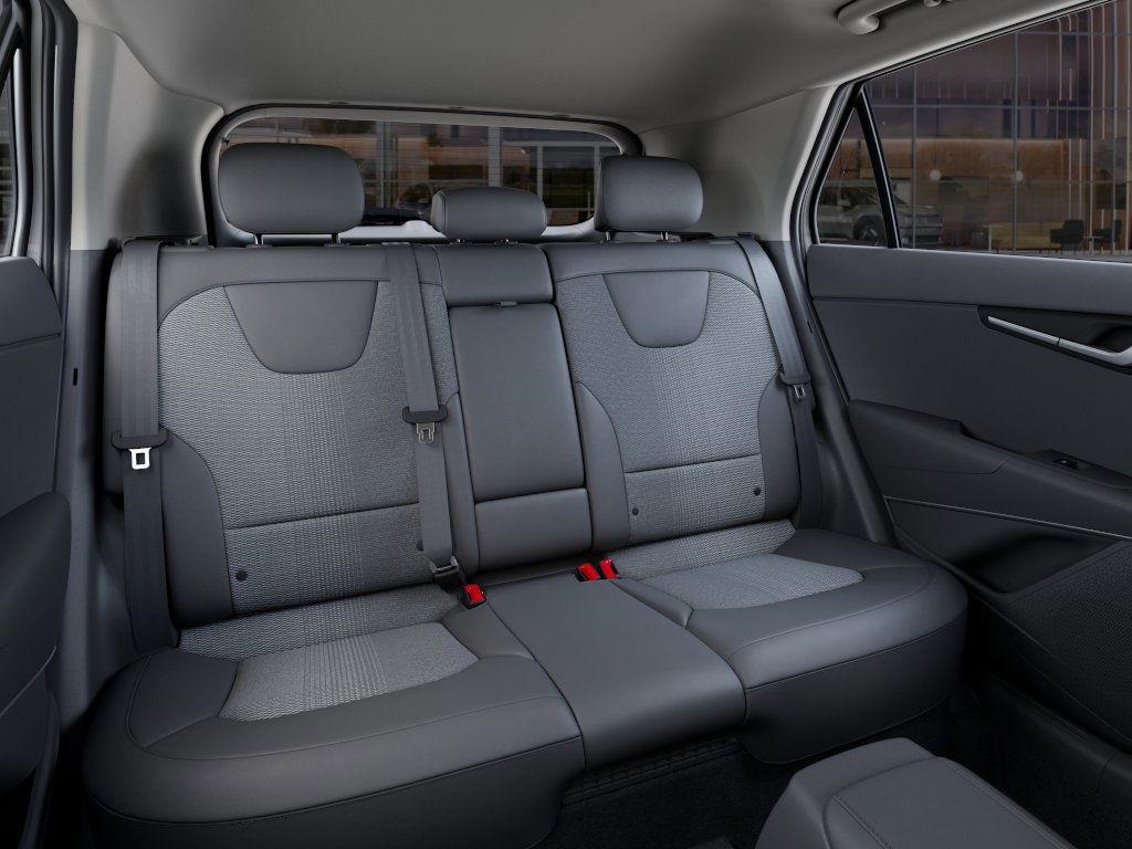 2025 Kia Niro EX Touring - Photo 16
